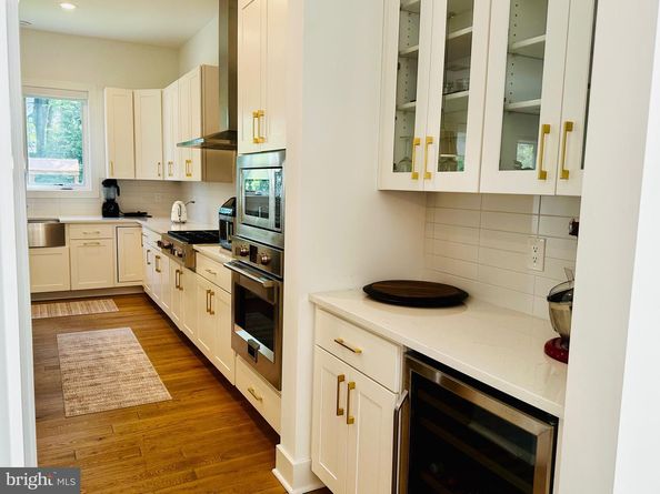 2033 Griffith Road, Falls Church VA 22043