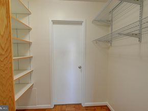 5225 Pooks Hill Road 1606N, Bethesda MD 20814