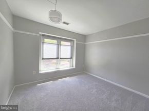 1074 Trevino Lane, Herndon VA 20170