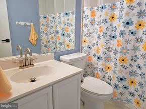 1074 Trevino Lane, Herndon VA 20170
