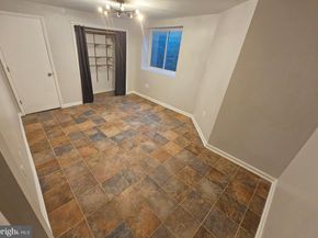 1074 Trevino Lane, Herndon VA 20170