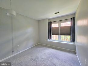 1074 Trevino Lane, Herndon VA 20170