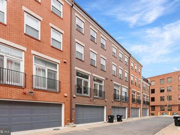 1117 E Abingdon Drive, Alexandria VA 22314