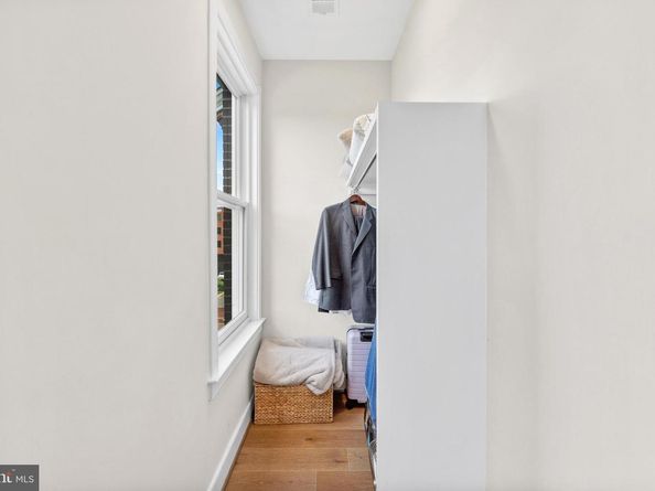 1117 E Abingdon Drive ELEVATOR, Alexandria VA 22314