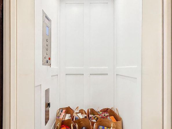 1117 E Abingdon Drive ELEVATOR, Alexandria VA 22314