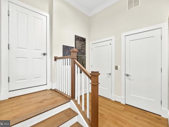 1117 E Abingdon Drive, Alexandria VA 22314