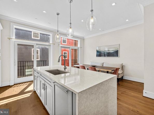1117 E Abingdon Drive, Alexandria VA 22314