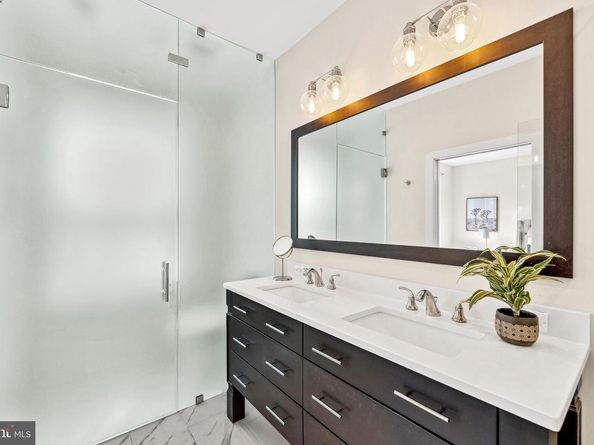 1117 E Abingdon Drive, Alexandria VA 22314
