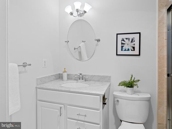 3275 Sutton Place NW B, Washington DC 20016