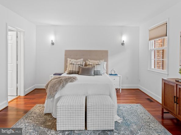 3275 Sutton Place NW B, Washington DC 20016