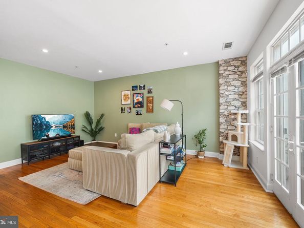1221 Shackamaxon Street 13, Philadelphia PA 19125