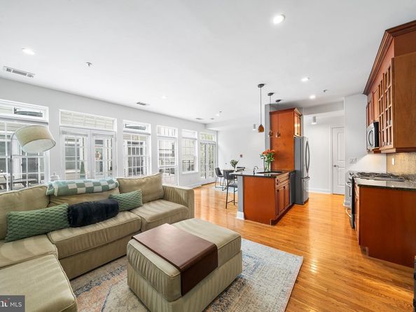 1221 Shackamaxon Street 13, Philadelphia PA 19125