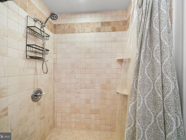 1221 Shackamaxon Street 13, Philadelphia PA 19125