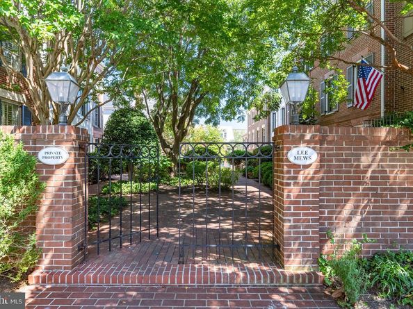 418 N Saint Asaph Street 1/2, Alexandria VA 22314