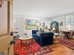 418 N Saint Asaph Street 1/2, Alexandria VA 22314