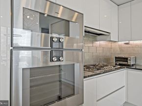 1414 S Penn Square 22B, Philadelphia PA 19102