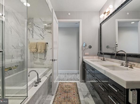 1414 S Penn Square 22B, Philadelphia PA 19102