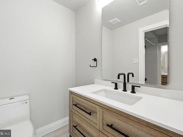 1013 Galium Court, Mclean VA 22102