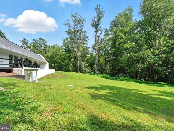 1013 Galium Court, Mclean VA 22102