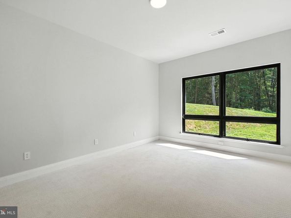 1013 Galium Court, Mclean VA 22102