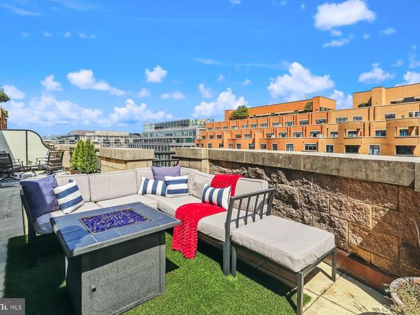 400 Massachusetts Avenue NW 1214, Washington DC 20001