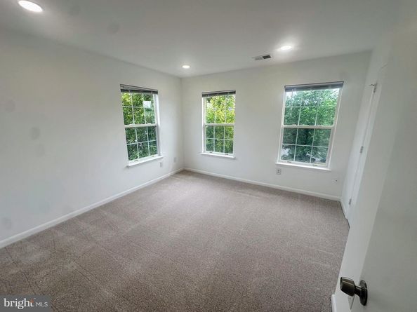 2559 Peter Jefferson Lane, Herndon VA 20171