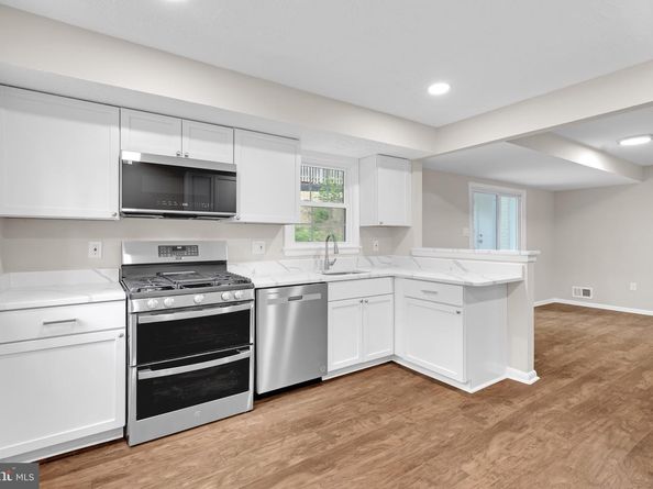 3009 S Hill St, Arlington VA 22202
