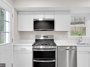 3009 S Hill St, Arlington VA 22202