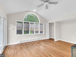 3009 S Hill St, Arlington VA 22202