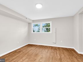 3009 S Hill St, Arlington VA 22202