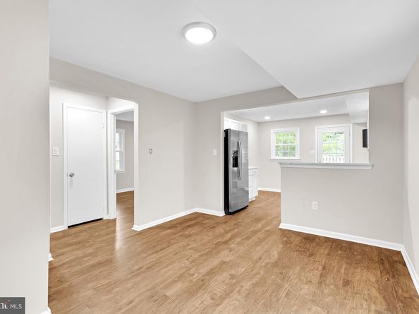 3009 S Hill St, Arlington VA 22202