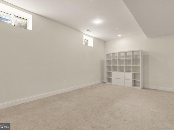 1725 Douglas Street NE, Washington DC 20018