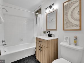117 S Saint Asaph Street, Alexandria VA 22314