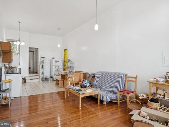 4712 Woodland Avenue, Philadelphia PA 19143