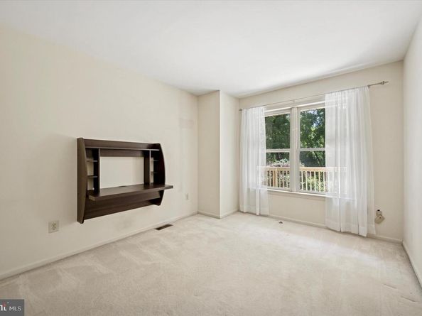22 White Pine Court, Lafayette Hill PA 19444