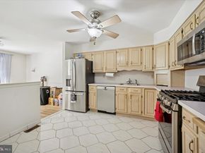 22 White Pine Court, Lafayette Hill PA 19444