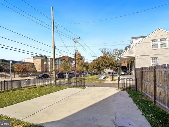5500 Eads Street NE, Washington DC 20019