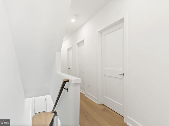 1002 S 25TH Street, Philadelphia PA 19146