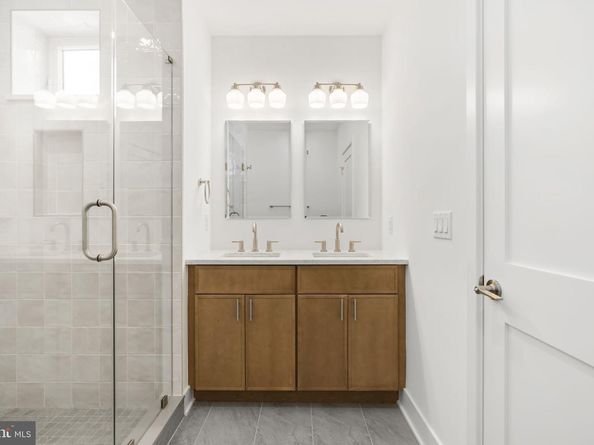 1002 S 25TH Street, Philadelphia PA 19146