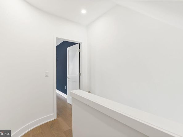 1002 S 25TH Street, Philadelphia PA 19146