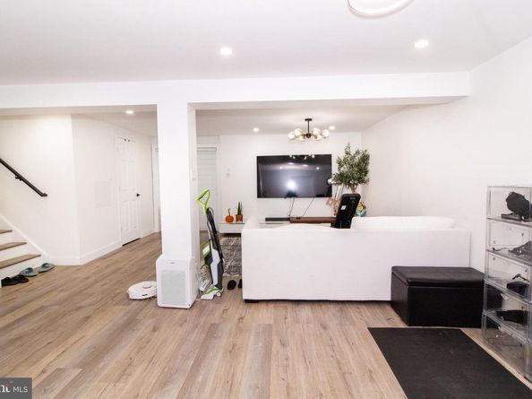 9953 Montour Street, Philadelphia PA 19115