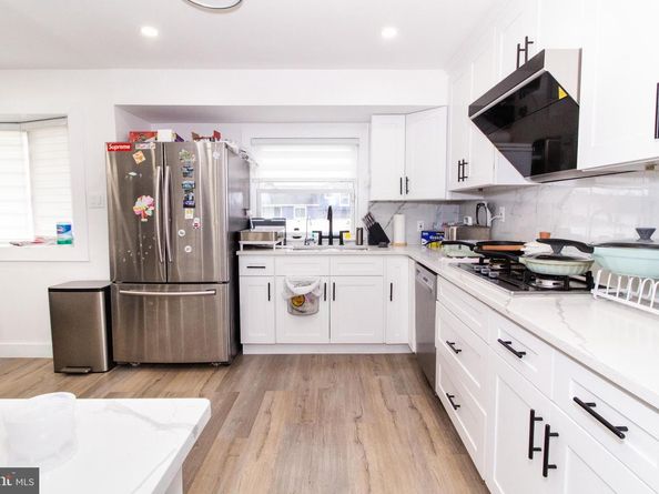 9953 Montour Street, Philadelphia PA 19115