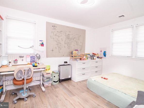 9953 Montour Street, Philadelphia PA 19115