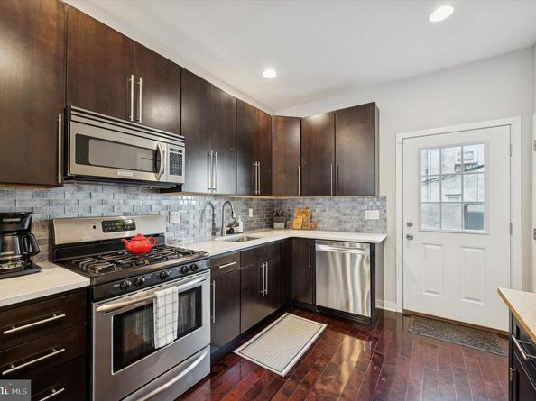 1008 S Bouvier Street, Philadelphia PA 19146