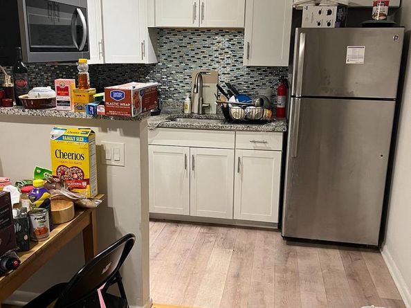 100 E Glenolden Avenue E12, Glenolden PA 19036