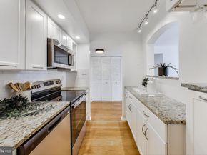 1325 18TH Street NW 1009, Washington DC 20036