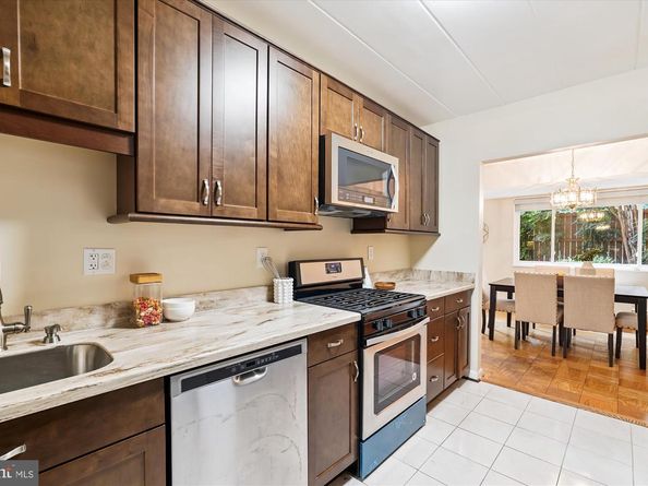 4800 Chevy Chase Drive 101, Chevy Chase MD 20815