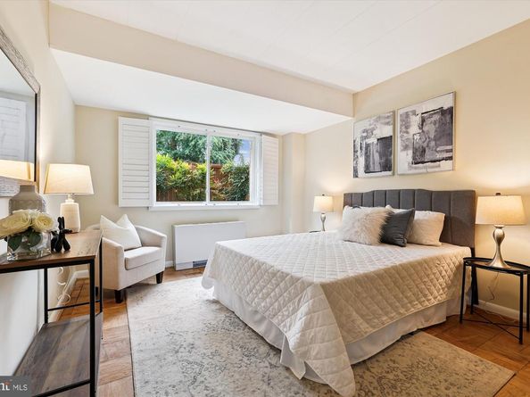 4800 Chevy Chase Drive 101, Chevy Chase MD 20815