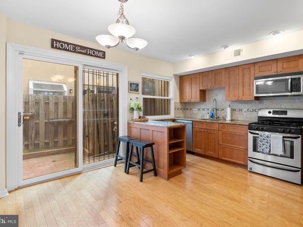 729 S 11TH Street, Philadelphia PA 19147