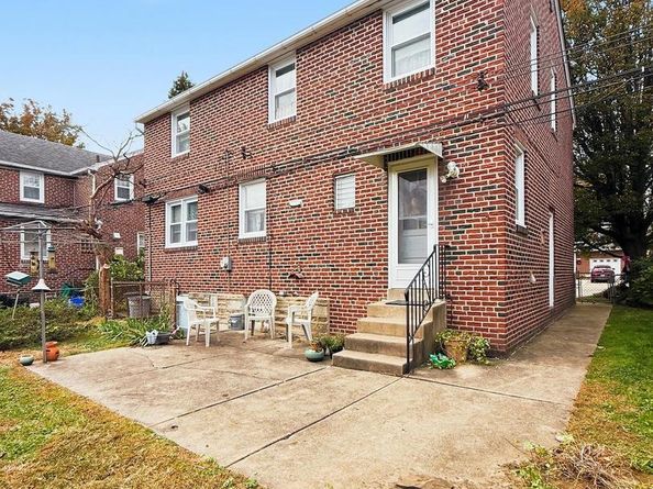 7703 Rockwell Avenue, Philadelphia PA 19111